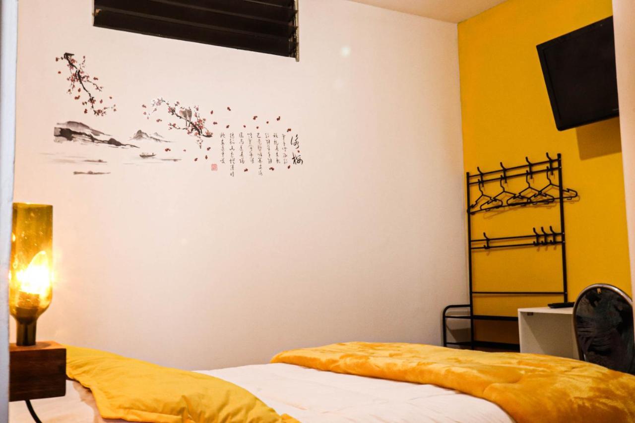 Lobo Hostel La Paz Exterior photo